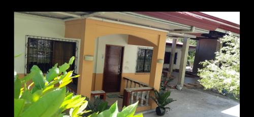 Oslob Casa | Sandra's holiday house
