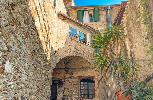 Noli Casa | Mi retirada hacia el mar