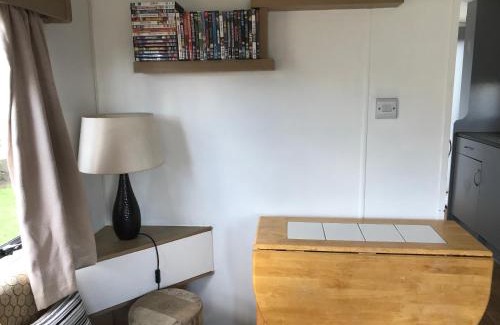 Clacton-on-Sea Complejo | Sandra's Seawick Holiday Caravan