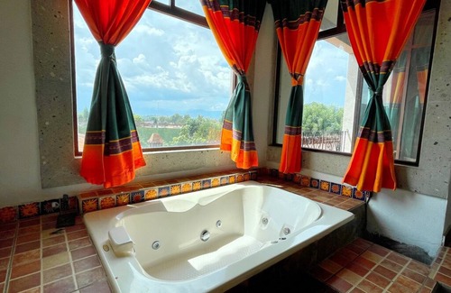 Patzcuaro Hotel | Sandunga Suites Patzcuaro