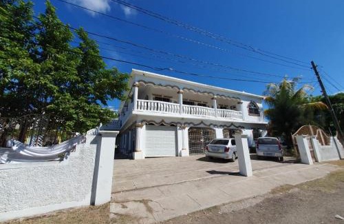 Sandy Bay Casa | Sandy Bay Paradise Retreat - 7 Bedrooms