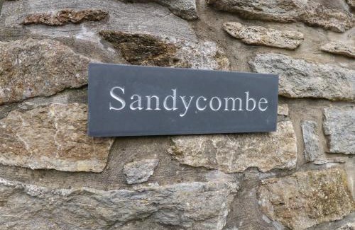 West Bay Casa | Sandy Combe