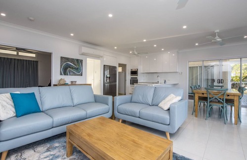 Nelly Bay Casa | Sandy Decks - Nelly Bay, QLD