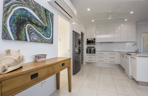 Nelly Bay Casa | Sandy Decks - Nelly Bay, QLD