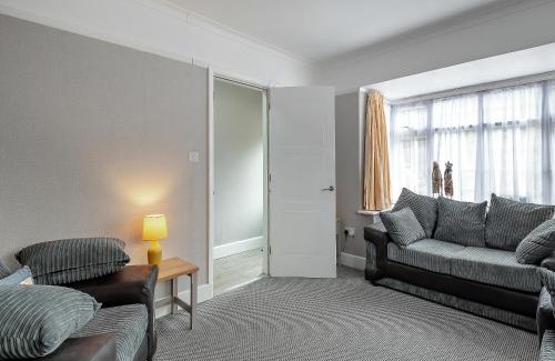 Chapel Saint Leonards Casa | Sandy Lodge