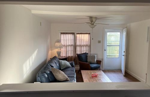 East Ocean View Casa | Sandy Mutts at the Beach cottage