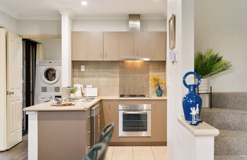 Mandurah Apartamento | Sandy Retreat: Your Perfect Beachside Getaway