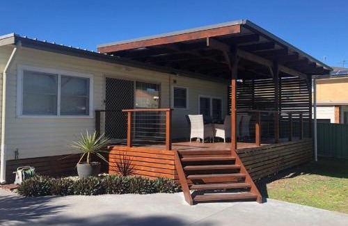Shoal Bay Casa | Sandy Shoal Shoal Bay Beach Cottage with aircon