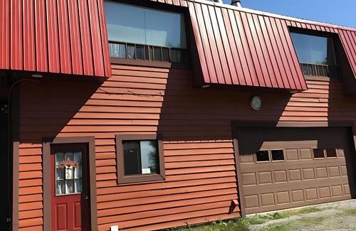 Harwood Casa | Sandy Shore Cottages Luxury Resort on Rice Lake