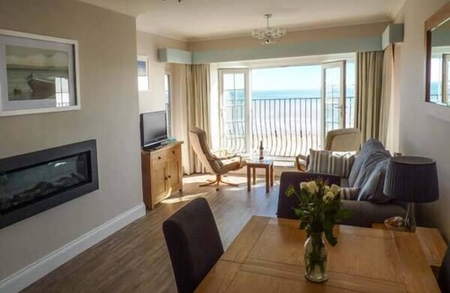 Bridlington Cabaña | Sandy Shore