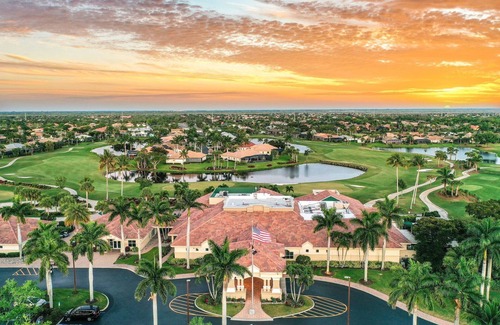 Tropical Cove Condominio | Sandy Shores at Lexington CC Lake Village