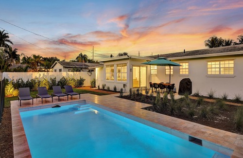 North Corals Casa | Sandy Shores Escape. Private Heated Pool