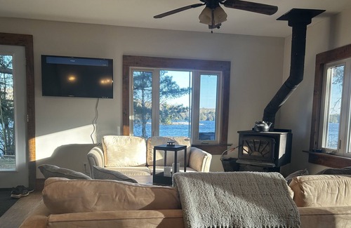 Machar Cabaña | Sandy Shores of Eagle Lake Cottage Property
