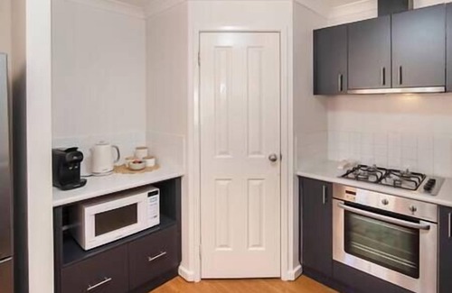Broadwater Casa | *Sandy Shores*- Villa 27 Cape view Resort