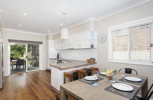 Forster Casa | Sandy Toes