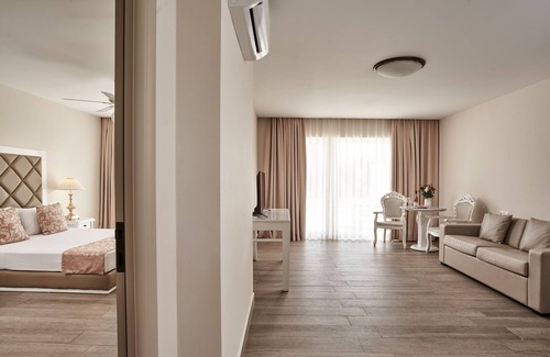 Ag. Georgios Complejo | Sandy Villas Resort