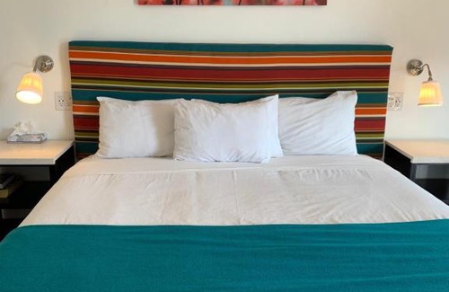 Carpinteria Hotel | Sandyland Reef Inn