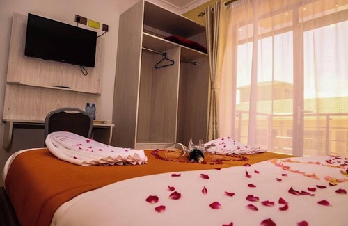 Naivasha Hotel | Sanel Hotel and Lounge Naivasha