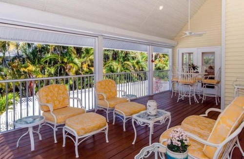 Captiva Casa | Sanga Na Langa No Worries