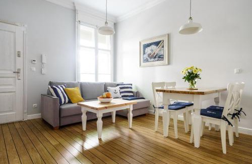 Dolny Sopot Apartamento | Sanhaus Apartments - HAFFNERA 51 - Stylowe apartamenty 3 minuty od plaży i kortów