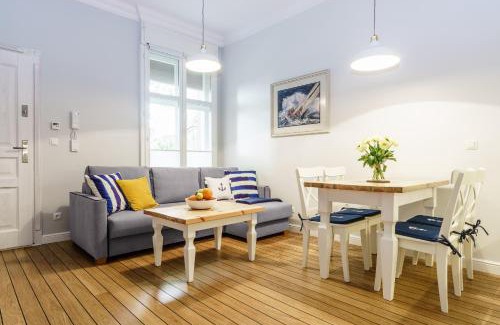 Dolny Sopot Apartamento | Sanhaus Apartments - HAFFNERA 51 - Stylowe apartamenty 3 minuty od plaży i kortów