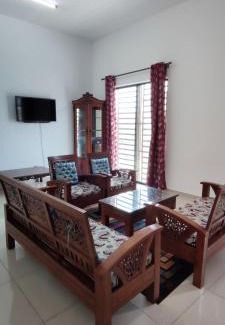 Semabok Casa | Sani Homestay