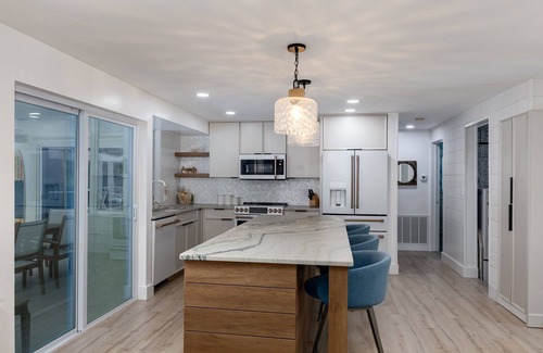 Sanibel Casa | Sanibel Getaway: Spacious House with Pool, Bikes & Island Charm