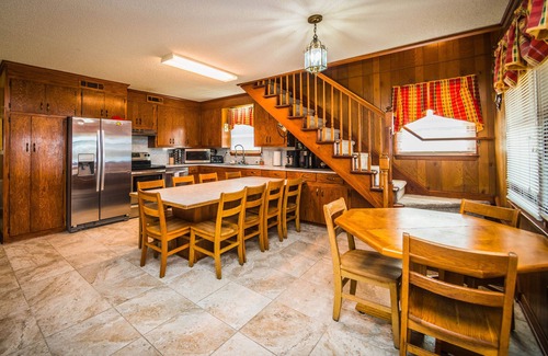 Summerton Casa | Santee Lake Marion orillas del lago! Playa de arena, rampa, capacidad para 19 personas, Wi-Fi, cable
