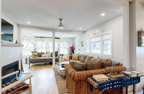 East Chop Casa | Sankofa House