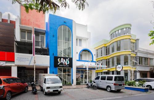 Malang Hotel | Sans Hotel La Vida Malang