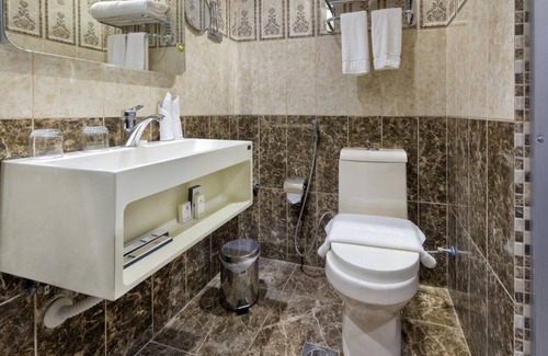 Hera Street Hotel | Sansa Hotel
