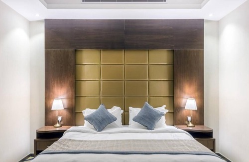 Hera Street Hotel | Sansa Hotel