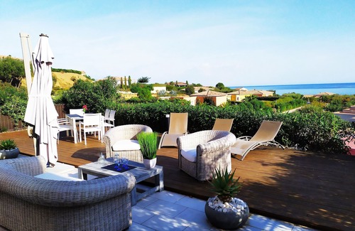 Marine de Saint Ambroggio Apartamento | Sant'Ambroggio: Apartamento de lujo con vistas al mar, residencia privada con piscina, 6 pers.