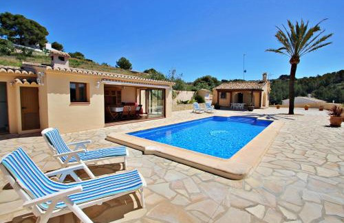 Benissa Casa | Santa Ana - pretty holiday property with garden and private pool in Benissa