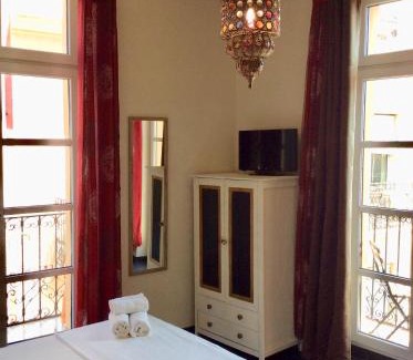 Centro de Alicante Apartamento | Santa Barbara Guesthouse