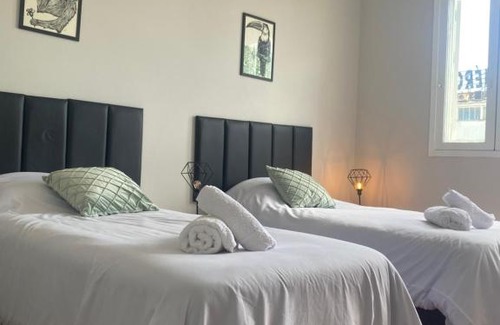 Centro Historico Apartamento | Santa Casa Ap moderno e espaçoso em frente à Santa Casa com garagem