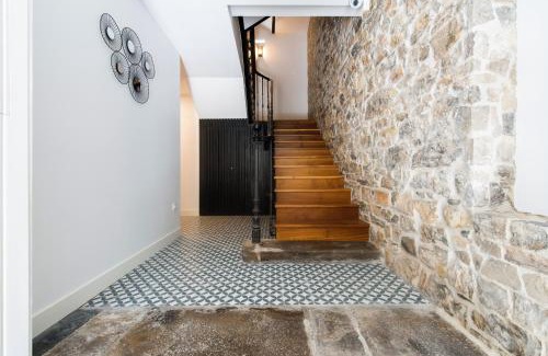 Cimadevilla Apartamento | Santa Catalina Suites Gijón