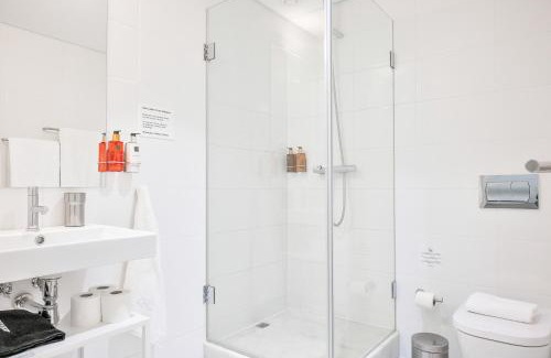 Centro / Baixa Apartamento | Santa Catarina - Pool & Fitness, by Oporto Collection - Adults Only