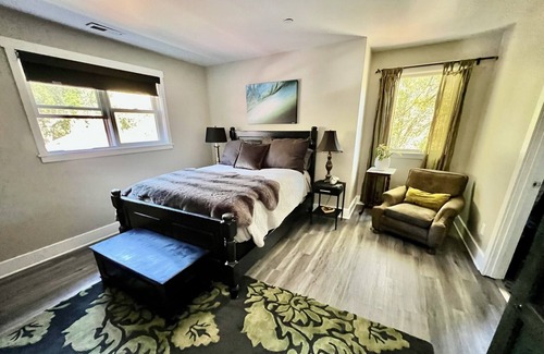 Santa Cruz Casa | Santa Cruz Coastal Mountain Retreat near UCSC and beaches