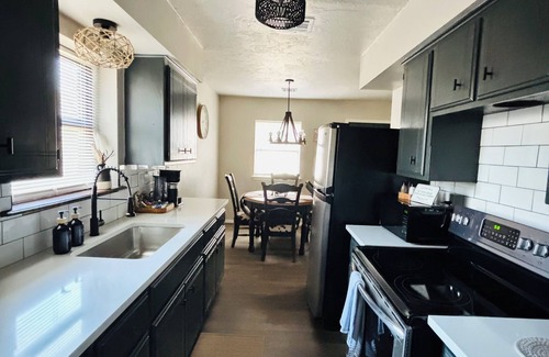 Cushing Casa | Santa Fe Depot- 3-bedroom house near downtown Cushing