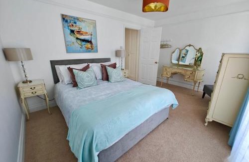 Newlyn Casa | Santa Fe Newlyn-Sleeps 4