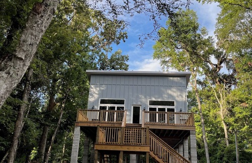 Fort White Casa | Santa Fe River Front, Luxury Brand New Home near Ichetucknee Springs
