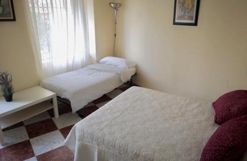 San Julian Casa | Santa Isabel Low Cost Rooms in private house