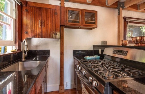 Ocean Park Apartamento | Beach Magic - Bungalow Santa Monica Garden