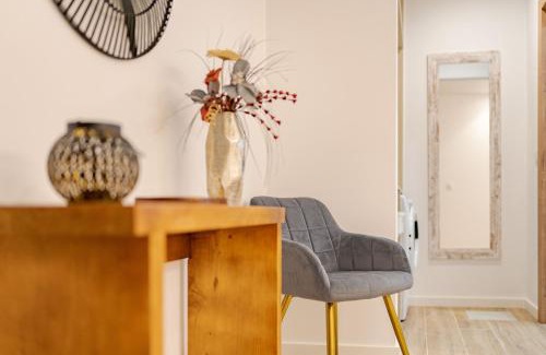 Gaula Apartamento | Santiago apartment Alpine escape villa