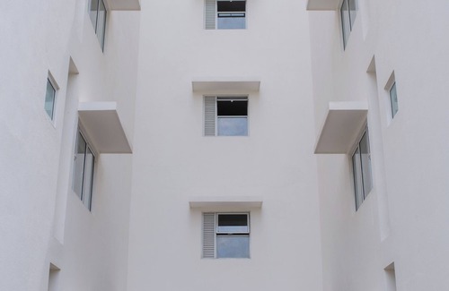Dalupotha Apartamento | Santorini 2-BR Resort apartment Between Negombo Beach and International Airport