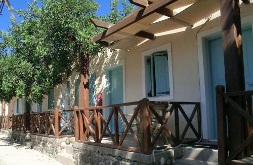 Fira Otro | Santorini Camping/Rooms
