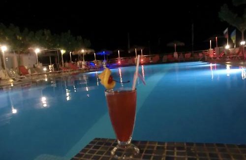 Fira Otro | Santorini Camping/Rooms