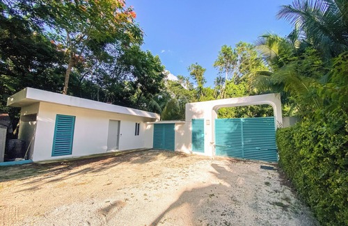 Costa Maya Casa | Santorini House with ocean access in Cozumel
