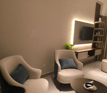 Negombo Apartamento | Santorini - Serene Resort Apartment in Negombo - Just 10 Min away from Airport